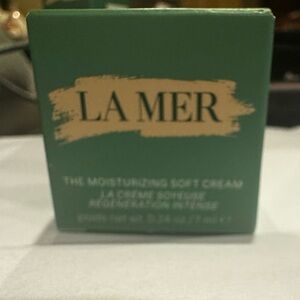 La Mer, The Moisturizing Soft Cream!!